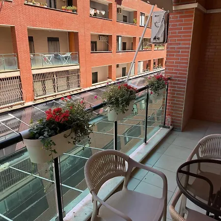Grand 2 Bedroom * 地拉那