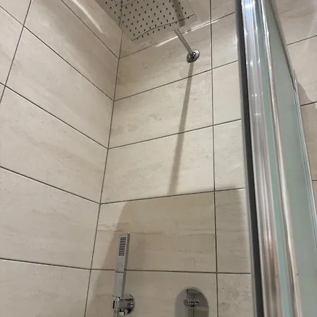 Grand 2 Bedroom 公寓 *